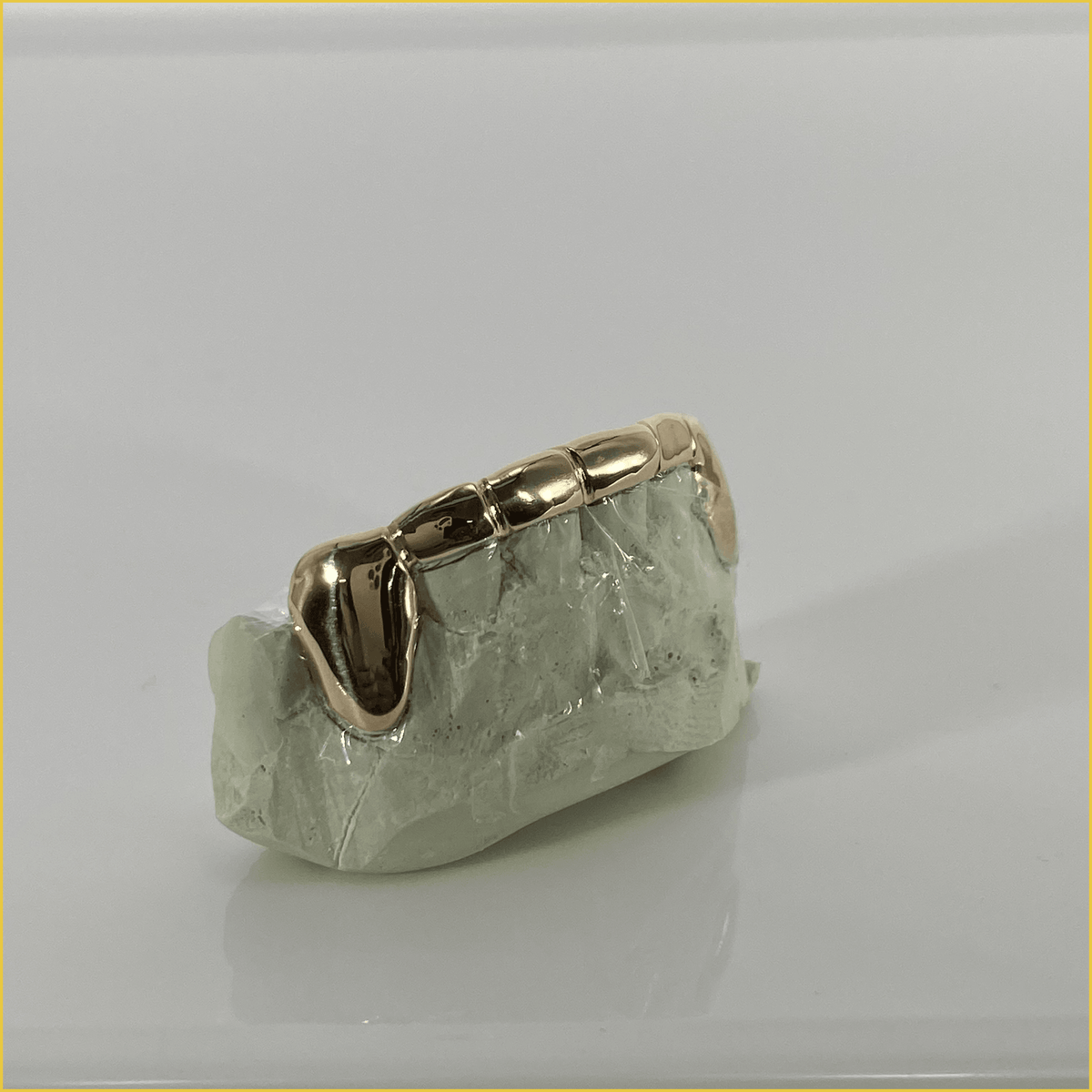 2-Piece + Front and Back Bar Grillz