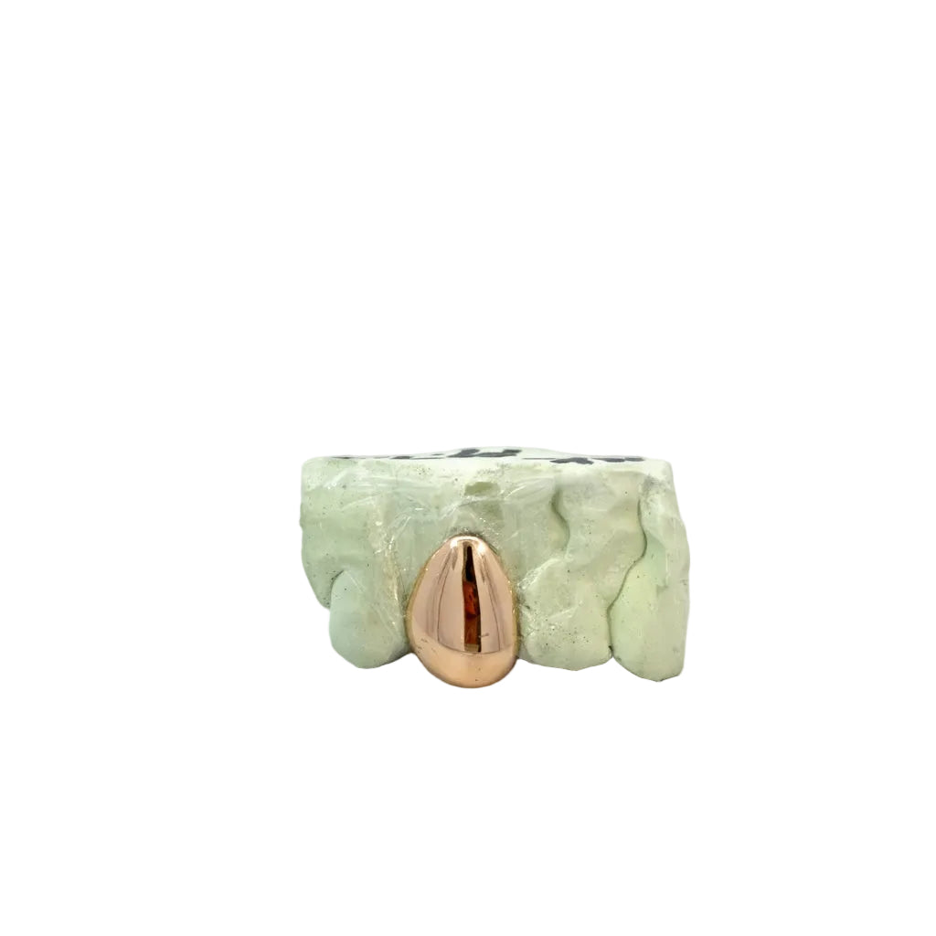 Single Tooth Grill
